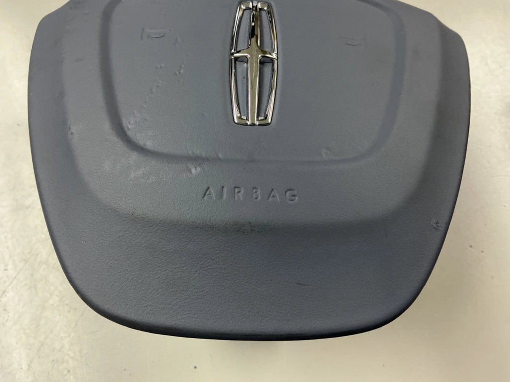 Driver Wheel Airbag for Lincoln Navigator (2018–2024) - Gray