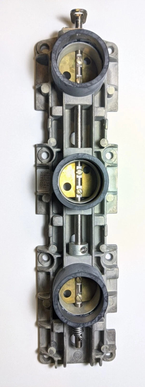 Throttle Body Assembly for Johnson-Evinrude 150HP (Year Not Specified)
