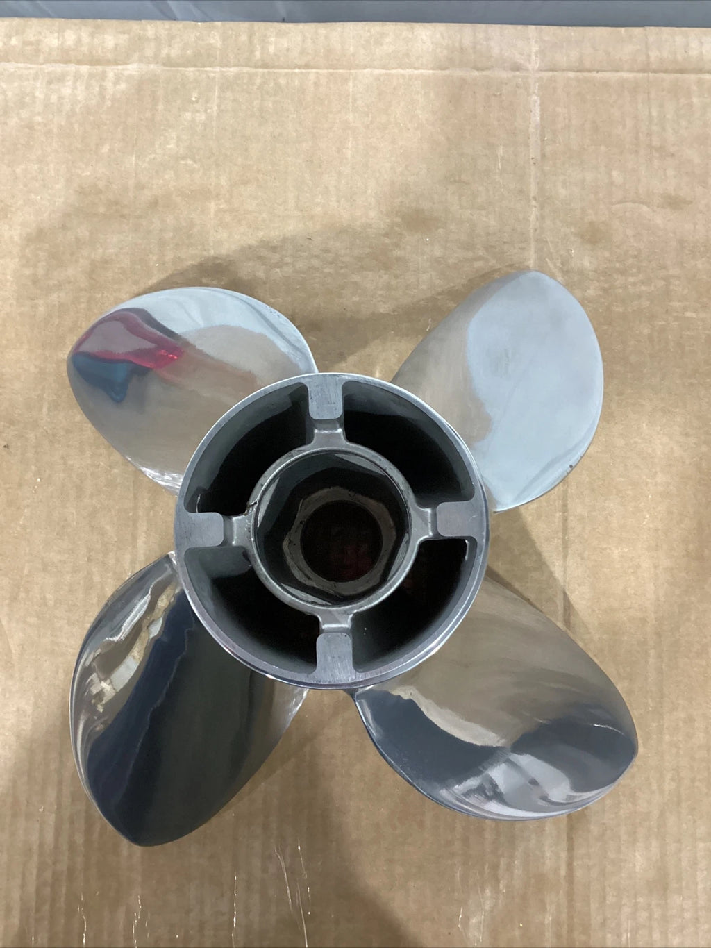 Bravo Propeller 15.25x24P CR for Mercury-Mercruiser (Used) 48-8M0151212