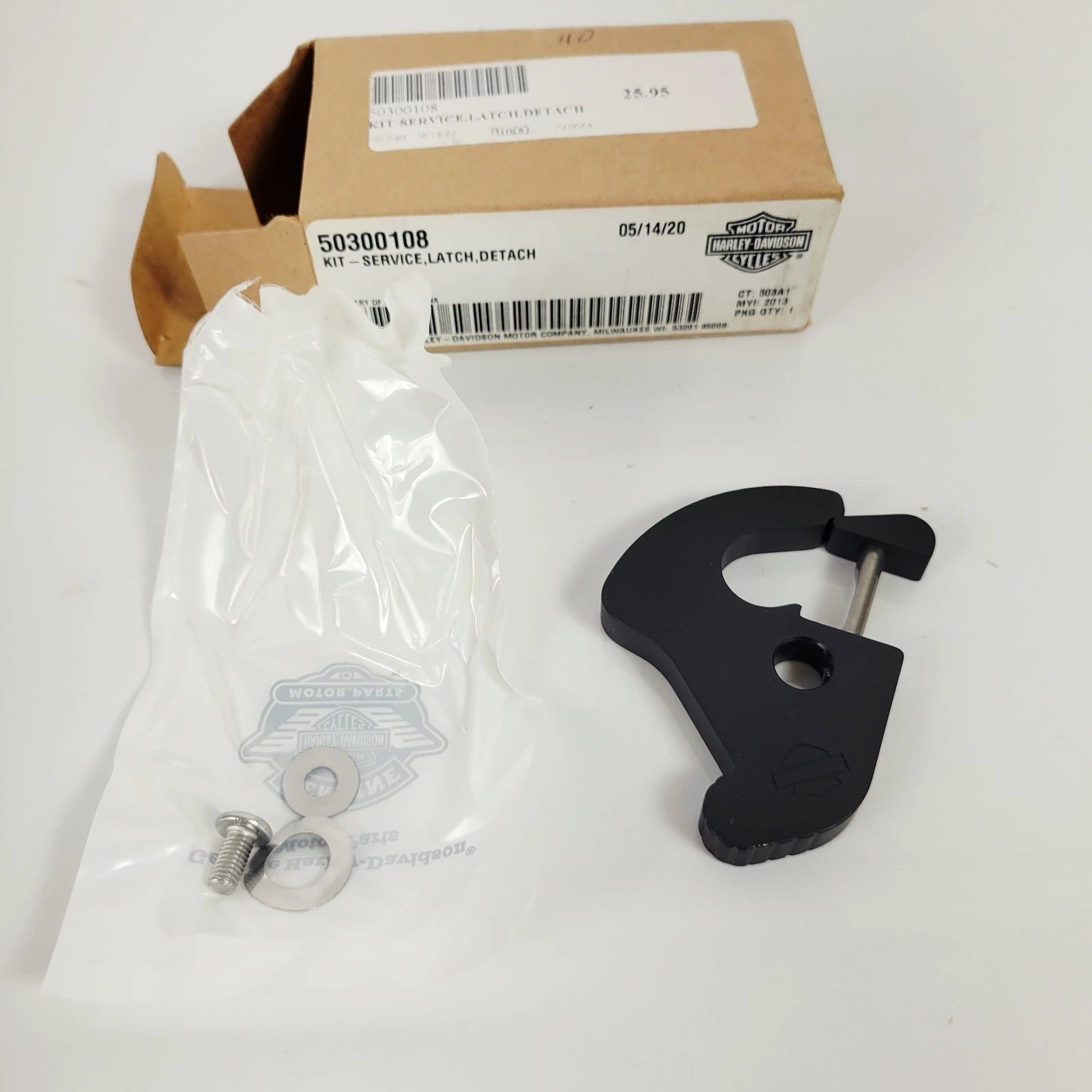 Sissy Bar Rack Latch for Harley-Davidson Touring Softail (2000–2014) 50300108