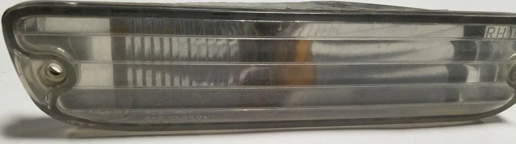 Bumper Mounted Fog Light Lamp RH for Grand Marquis (1995–1997) OEM