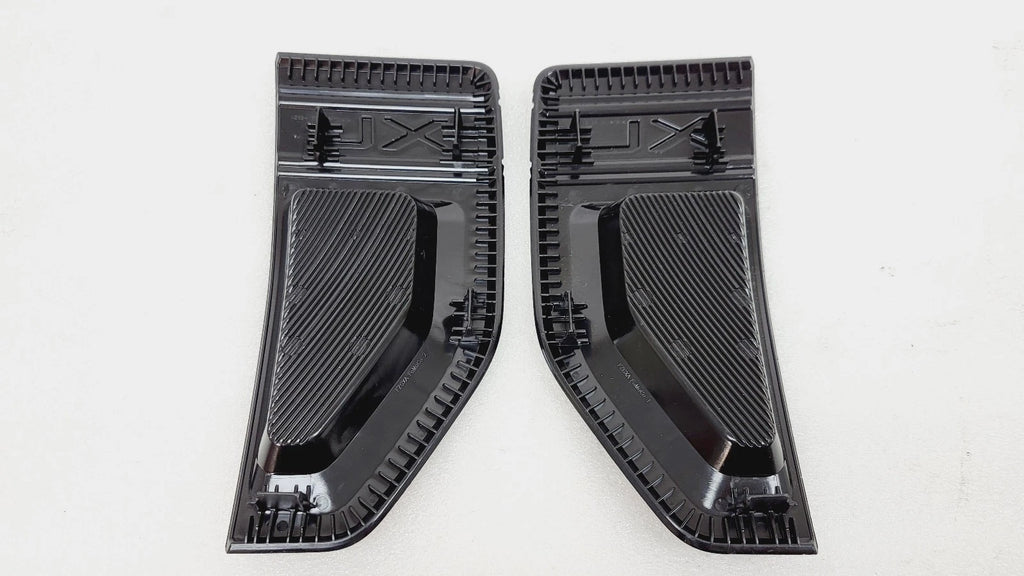 Set of 2 Fender Vent Blackout Emblems for Ford Maverick (2022–2025)