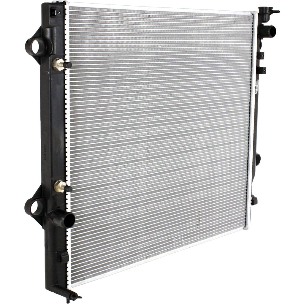 Radiator for Toyota 4Runner, FJ Cruiser (2003–2012)