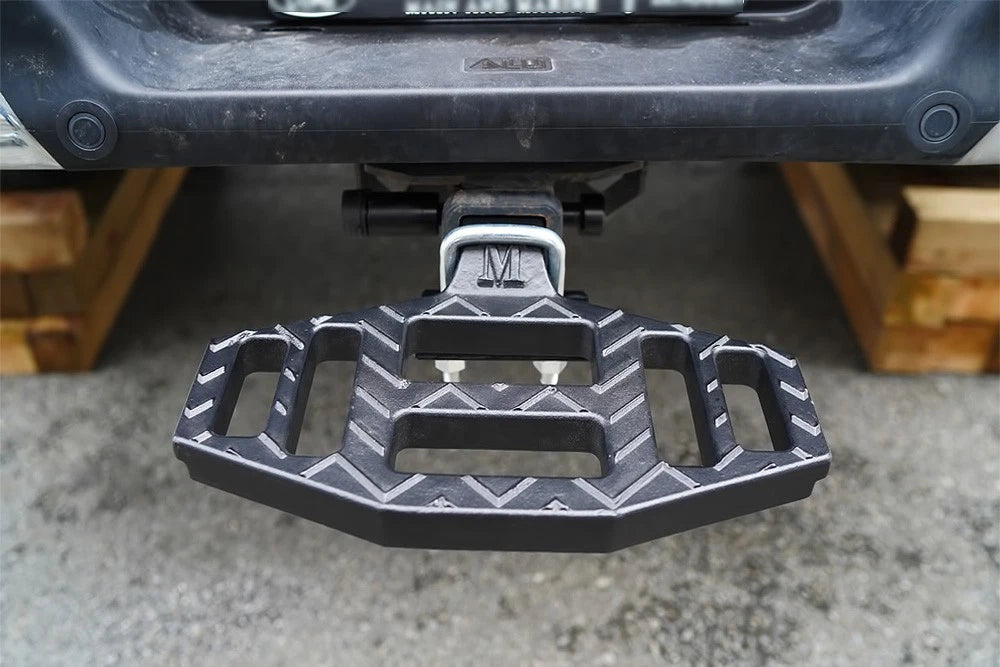 iBoard Hitch Step for Make Model 