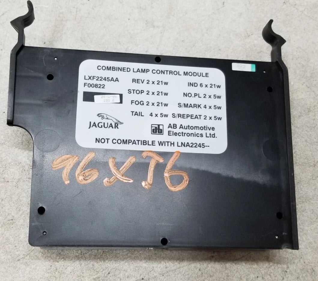 Combined Lamp Control Module for Jaguar XJ6 XJR XJ12 (1995–1997) LXF2245AA