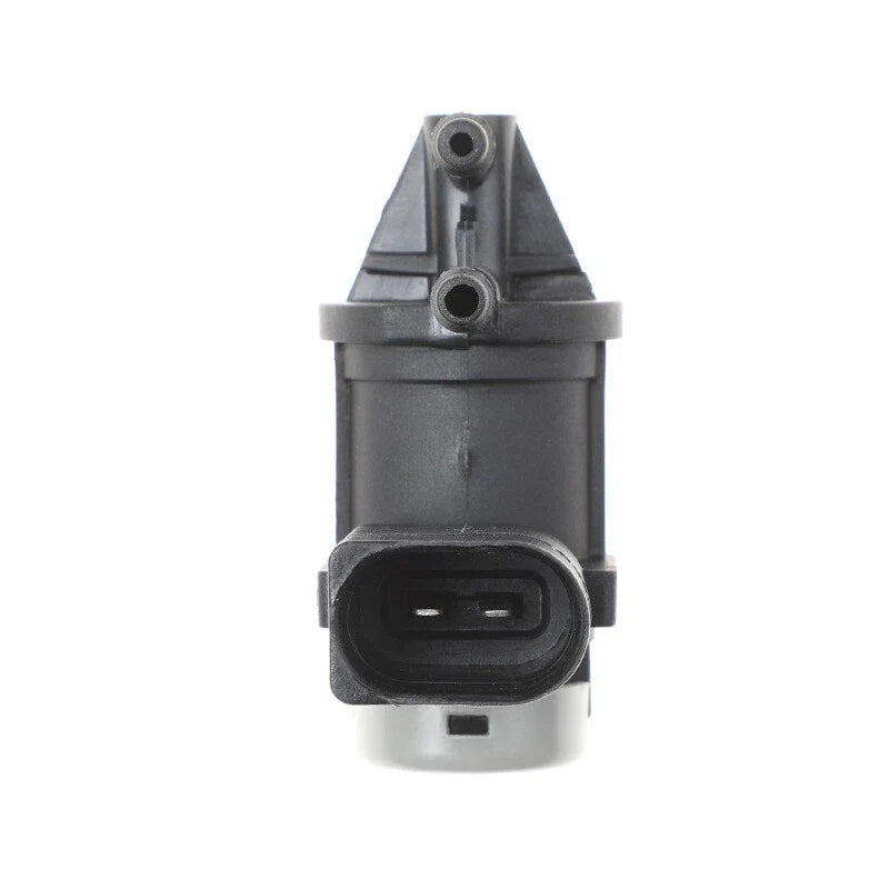 Idle Air Control Valve for Volkswagen Beetle Golf and Audi A3 A4 (1999–2008)