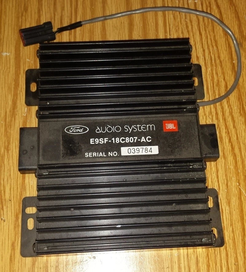 JBL Premium Sound Amp for Ford Thunderbird Cougar (1989–1993)