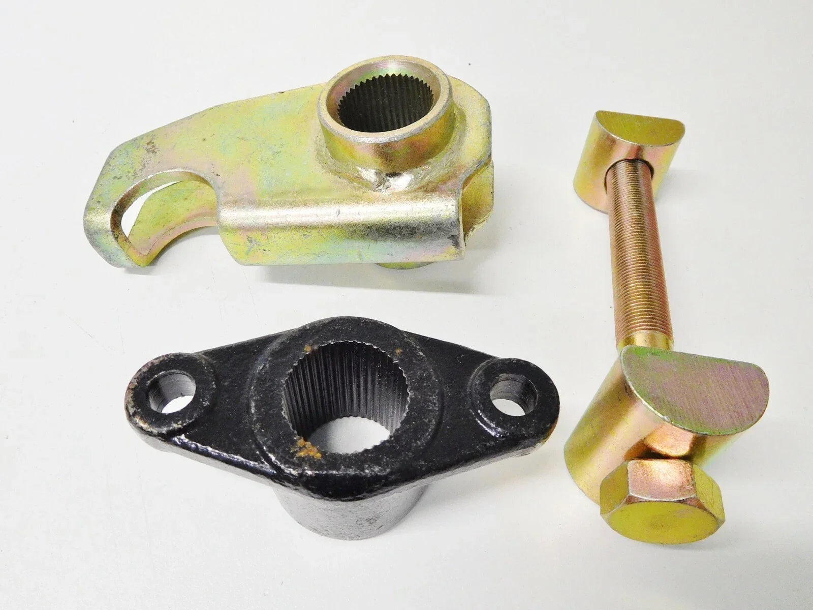 Torsion Bar Bracket & Bolt Set for 4WD TF Rodeo (1989-1996)