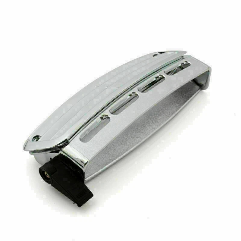 Chrome Windscreen Vent for Honda Goldwing GL1800 (2001–2016)