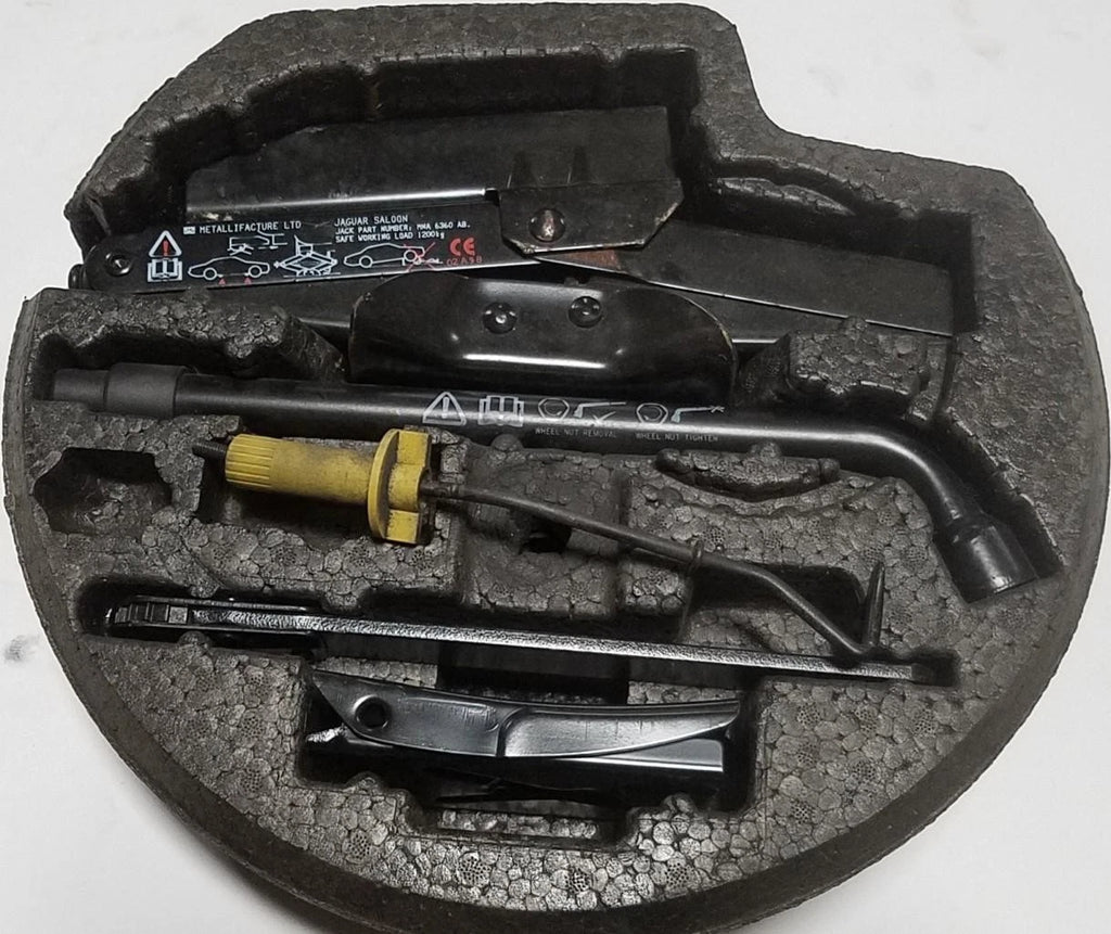Spare Tire Jack Tool Kit Foam Case for Jaguar XJ8 XJR Vanden Plas (1998–2003)