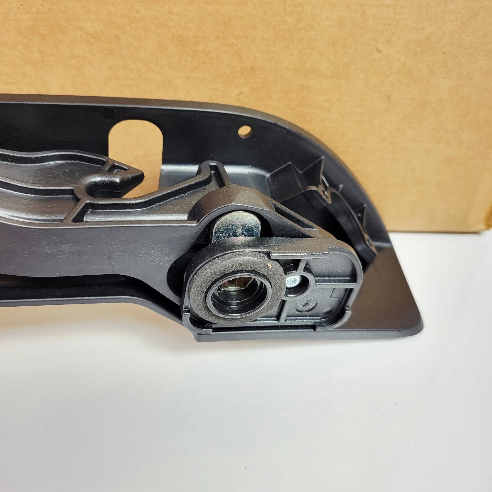 Saddlebag Latch Assembly for Harley-Davidson Sport Glide/Low Rider ST (90201521)