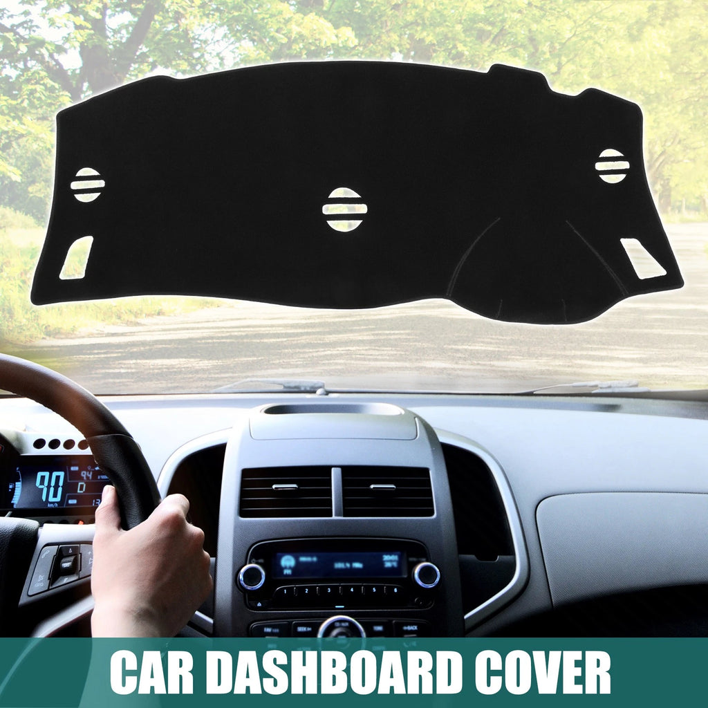 Dashboard Cover Mat for Nissan Elgrand (2010–2023) Black Polyester