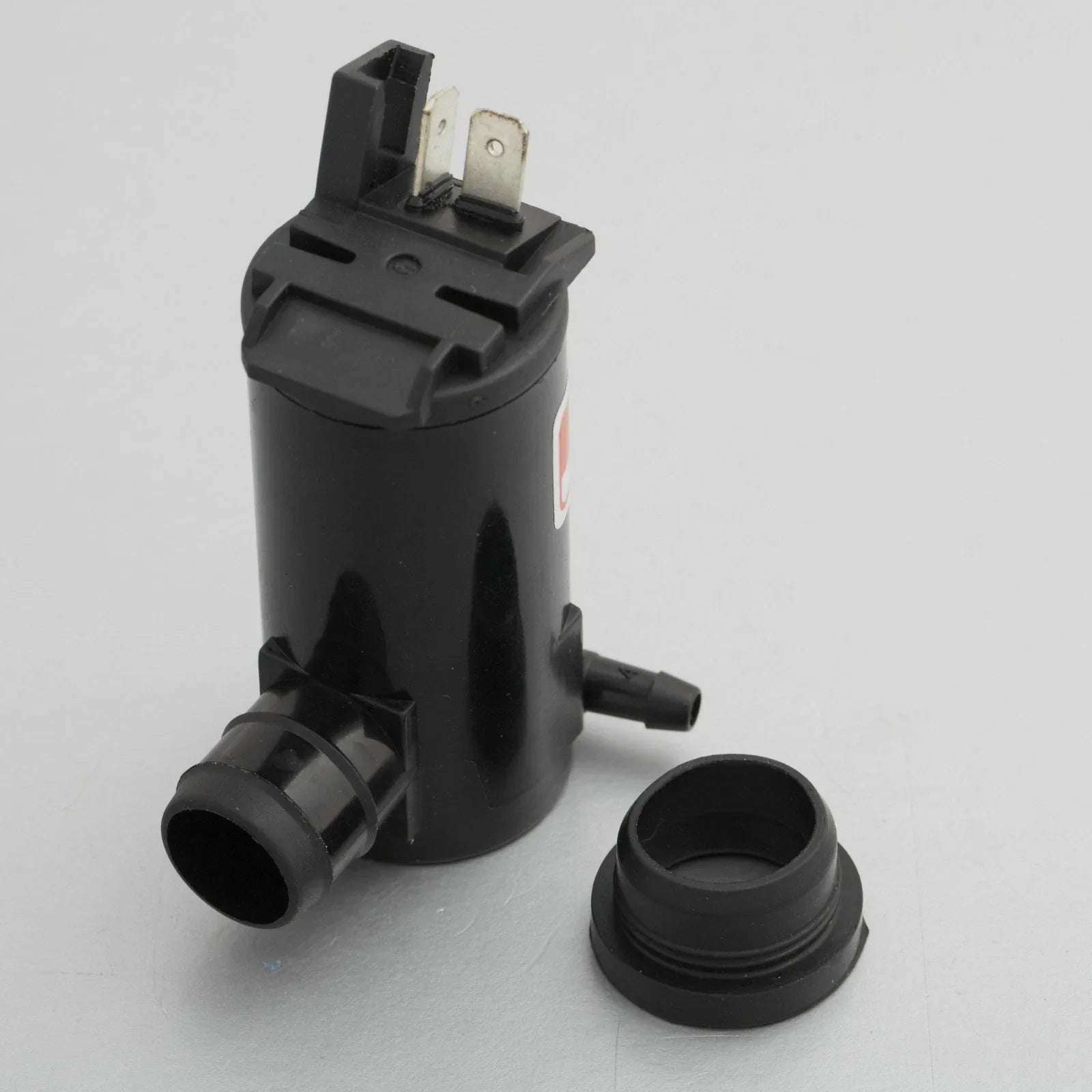 Windshield Washer Pump Motor 12V for Nissan Toyota Corolla Isuzu Mitsubishi
