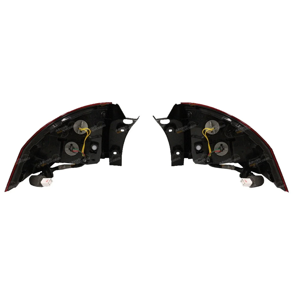 LH+RH Genuine  Tail Lights for Kia Rio UB