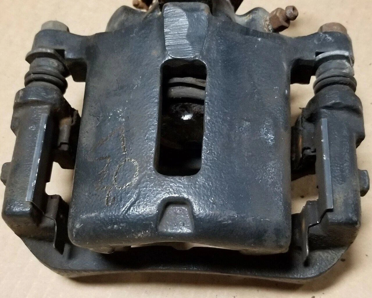 Left Rear Brake Caliper Assembly for Lincoln LS (2003–2006)