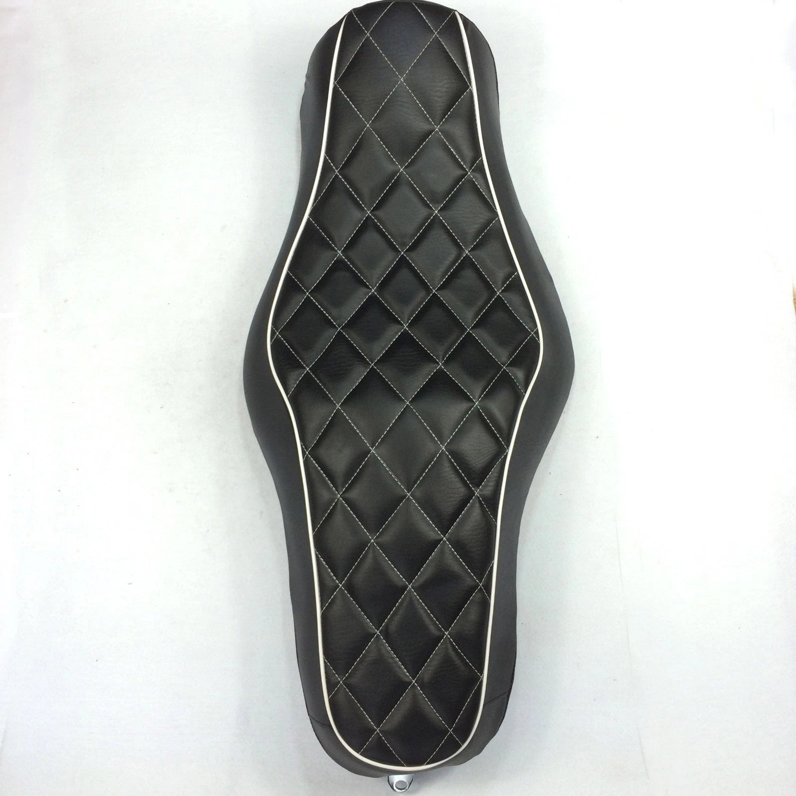 2X Diamond Stitch Seats for Harley XL1200X X48 X72 (2010–2015)
