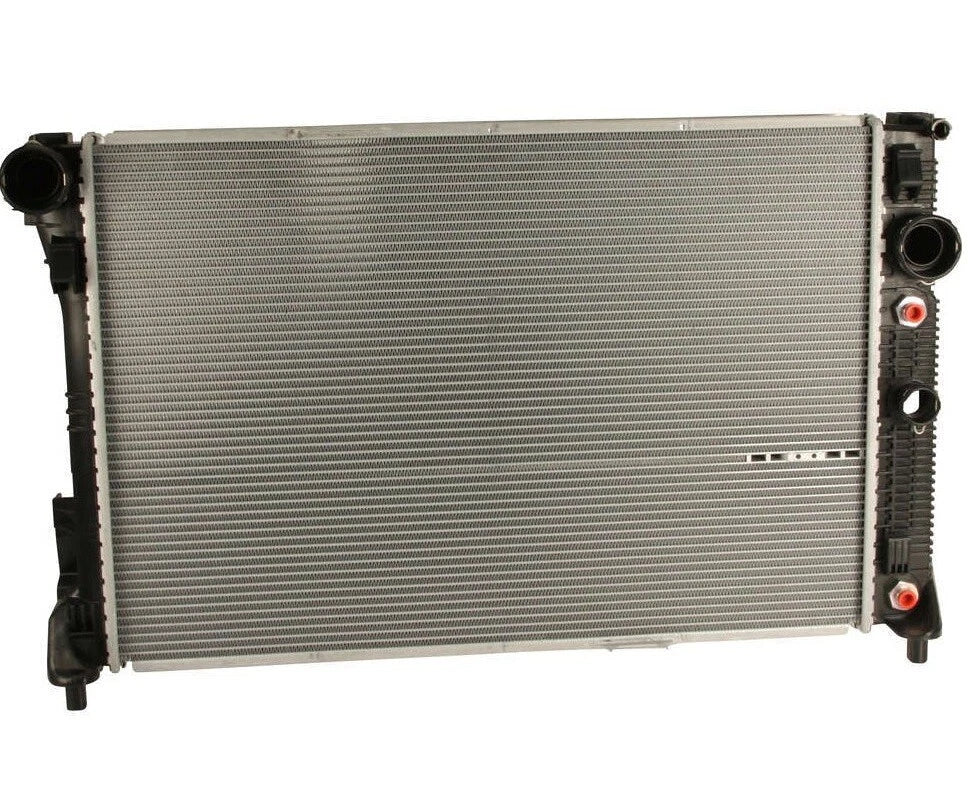 Nissens 67101 Radiator for Mercedes-Benz C300 C350 E350 E400 GLK350 (2008–2016)