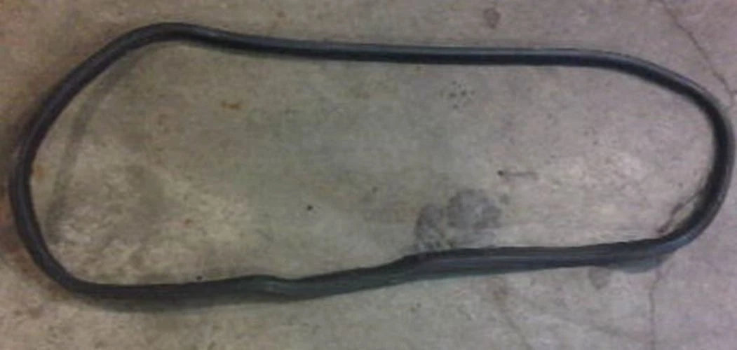 Trunk Molding for Ford Thunderbird (1989–1997)