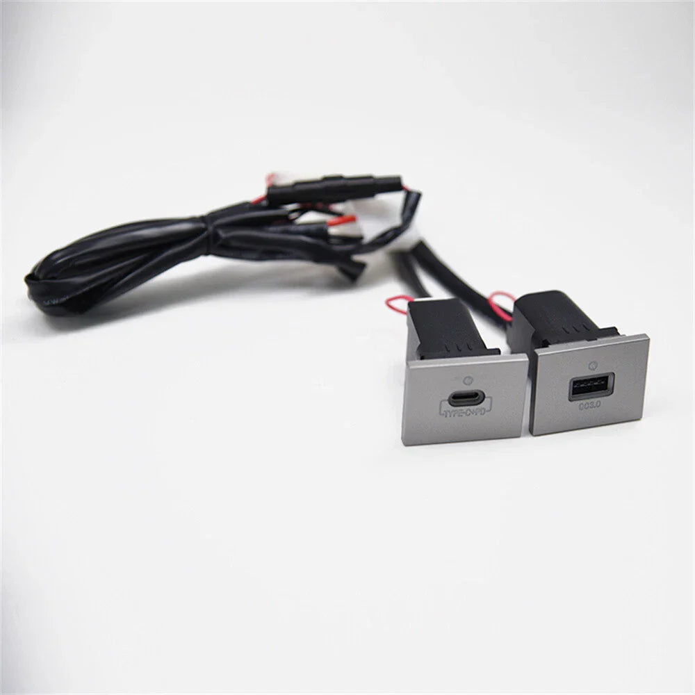 USB-A QC3.0 + USB-C PD Dual Port Charger for Ford Focus MK2 (2005-2009)