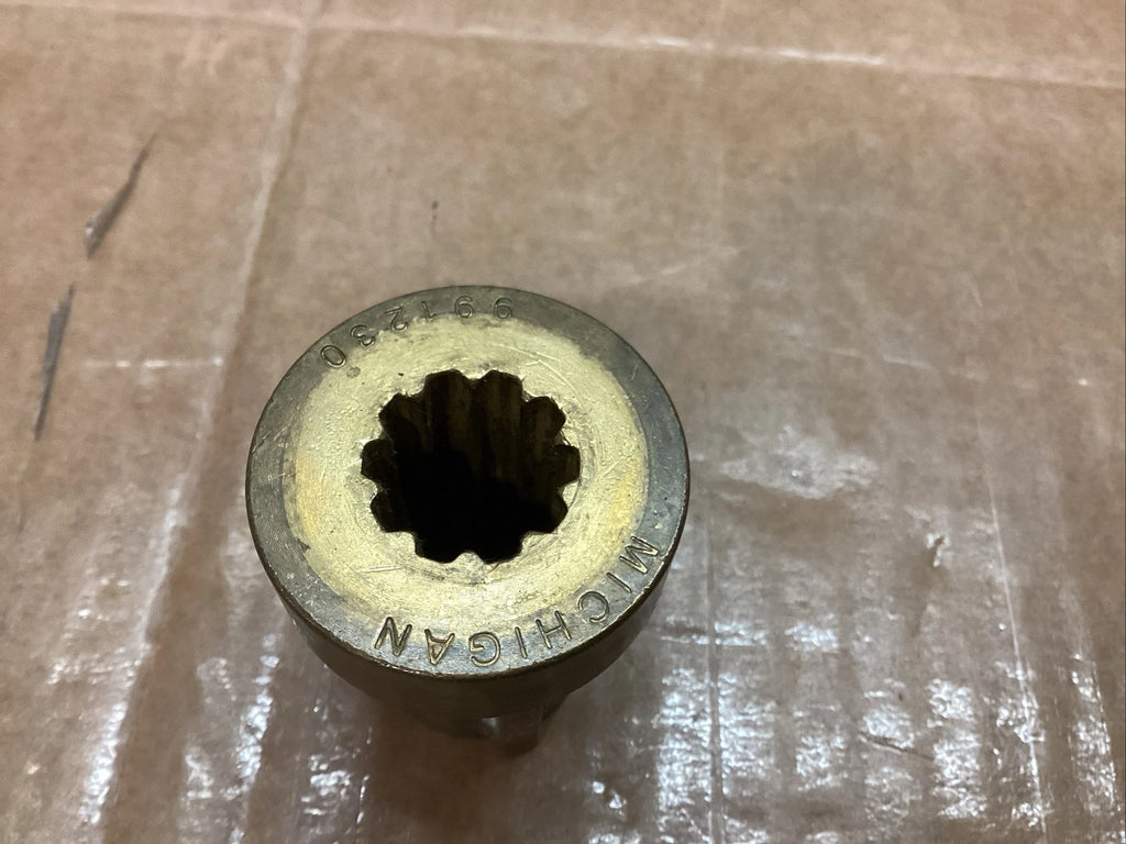 Hub Kit for Suzuki 25-30HP (121)