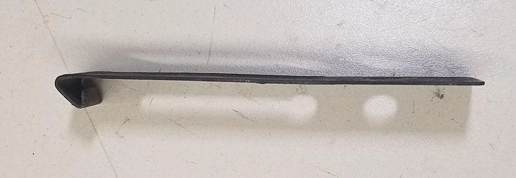 Fuel Door Lock Clip for Ford Thunderbird Cougar (1989–1997)
