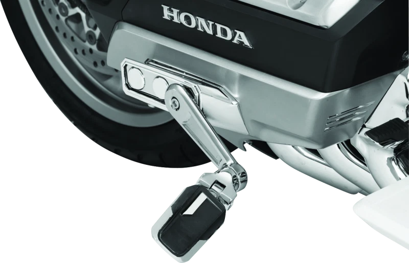Kuryakyn Omni Cruise Mount with Pegs for Honda Gold Wing (2018–2021)