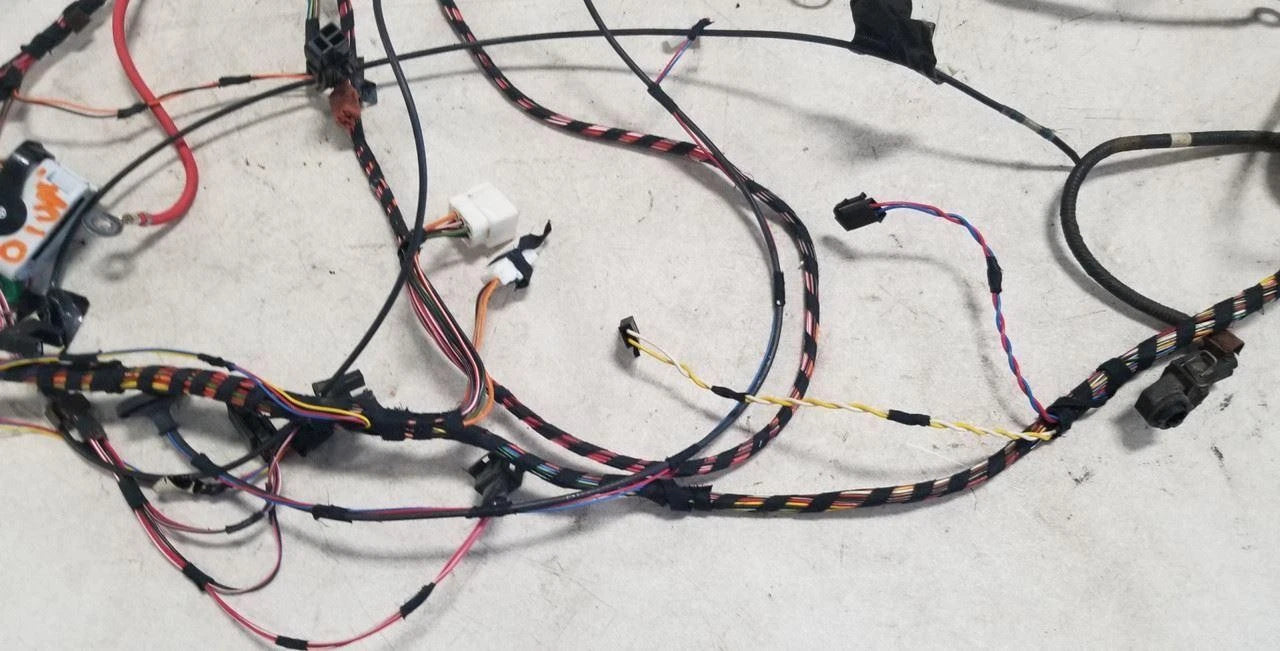 Trunk Wire Fuse Harness for Jaguar XJ8L (2001) LNG3070AB