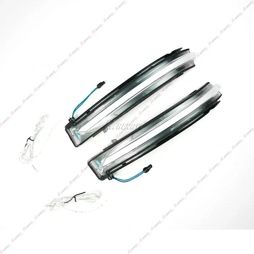 Clear Dynamic Mirror Turn Signal Light for Nissan Pathfinder (2017–2020)