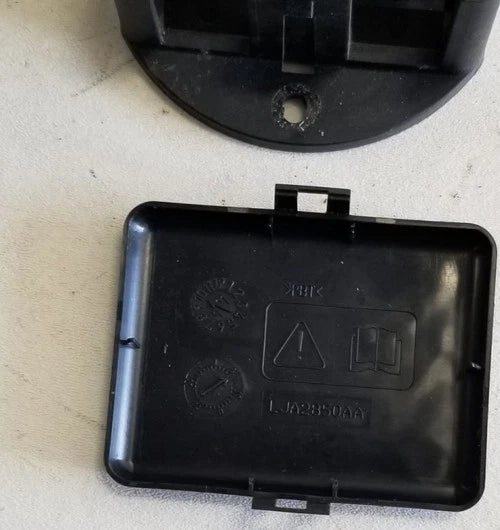 Fuse Box Power Block LJA2850BE for Jaguar XJ8 XJR XK8 (1997–2000)