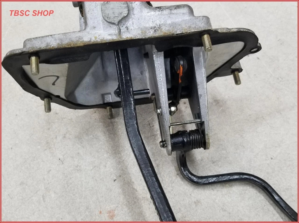 Brake Gas Pedal Assembly for Jaguar XJ6 XJ12 VDP (1993–1994)