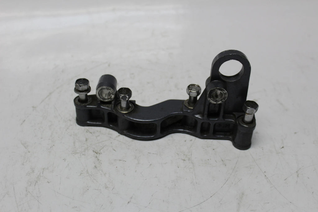 Exhaust Pipe Bracket for Yamaha Venture Raider 1100 (1999–2000)