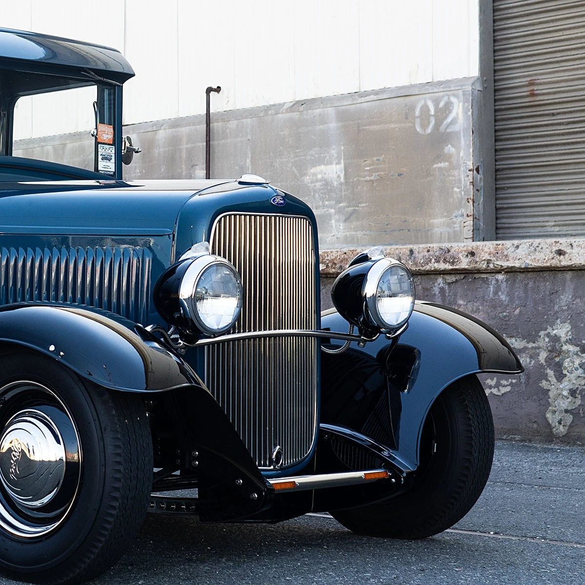 Polished Stainless Steel Dropped Headlight Bar for 1932 Ford Car Truck (1932–1932)