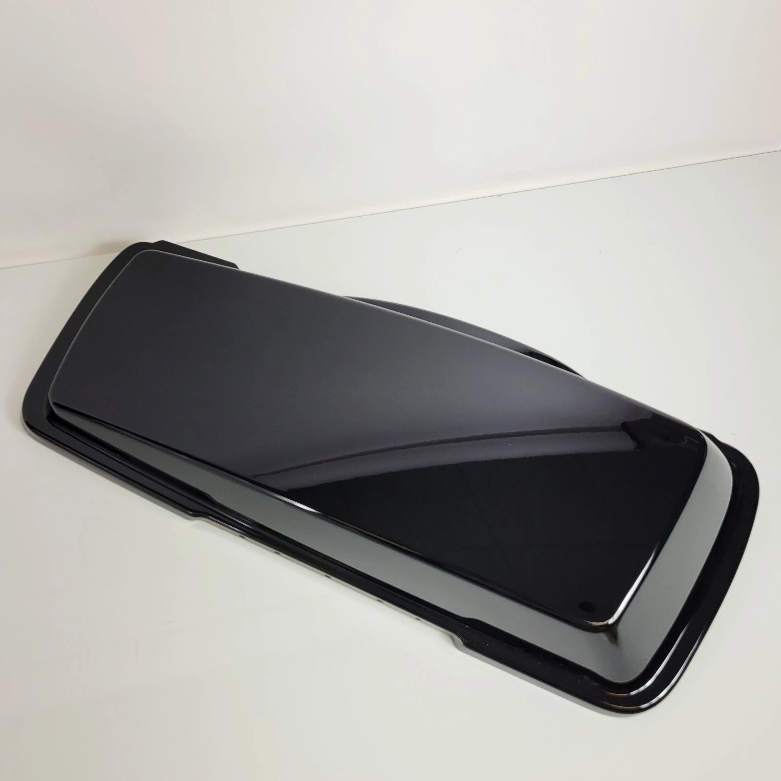 Right Saddlebag Lid for Harley-Davidson Touring (1993–2013) 90607-93DH