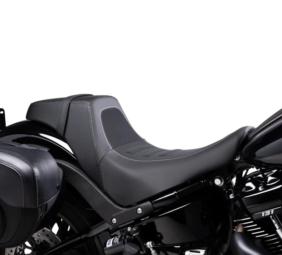 OEM Seat for Harley-Davidson Low Rider & Softail (2018–2026) 52000653