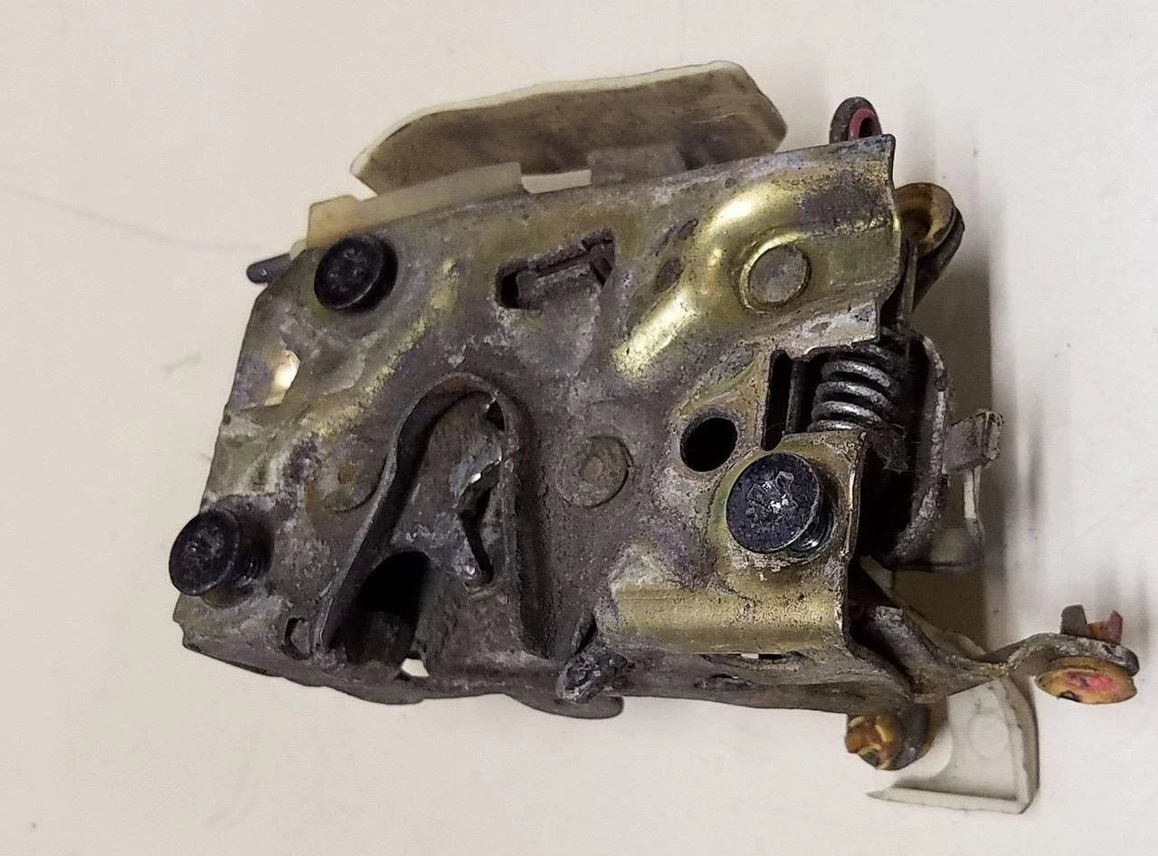 Door Latch for Ford Thunderbird Cougar (1989–1997) Passenger Side