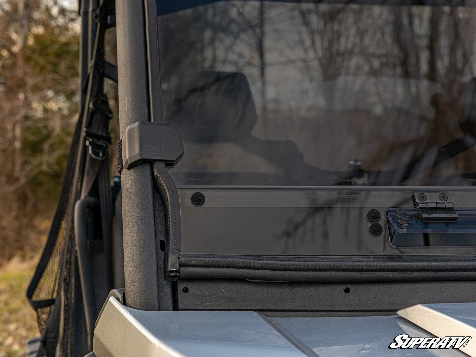 Scratch Resistant Flip Vent Windshield for Can-Am Defender (2016–2023)