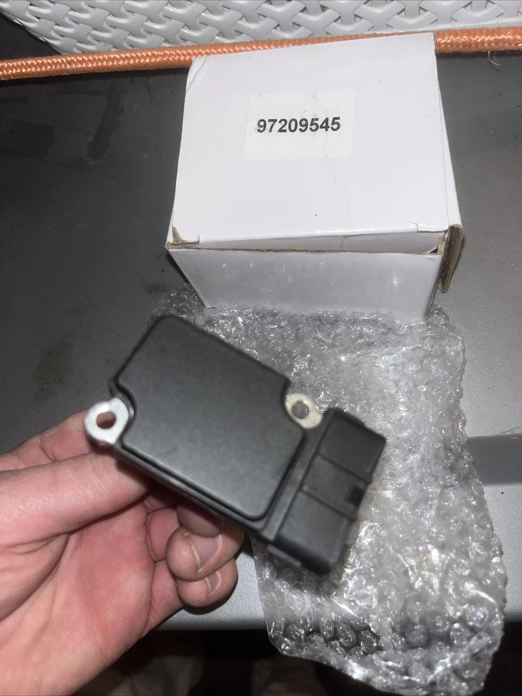 Mass Air Flow Sensor for Silverado Sierra Express Savana HD 6.6L (2001–2007)