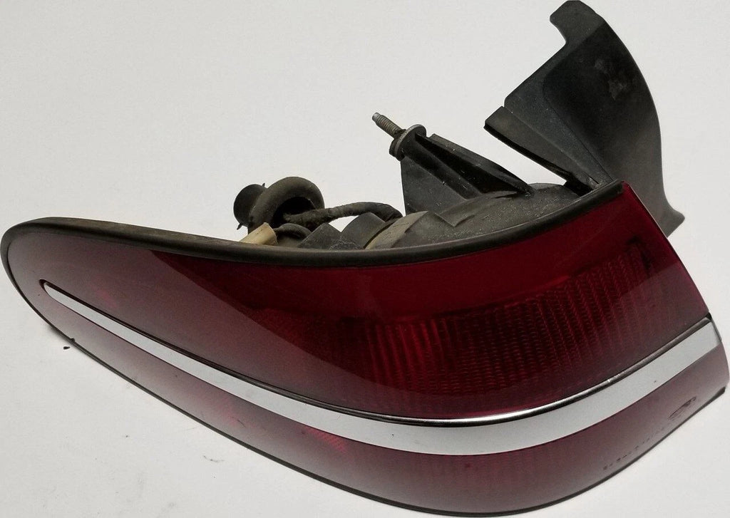 LH Brake Tail Light Lamp for Lincoln Continental (1995–1997)
