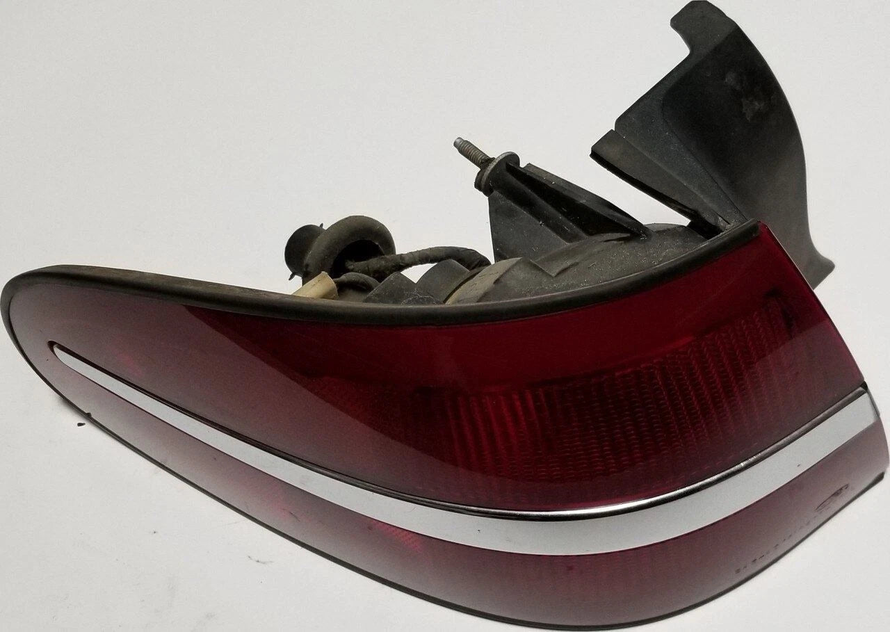 LH Brake Tail Light Lamp for Lincoln Continental (1995–1997)
