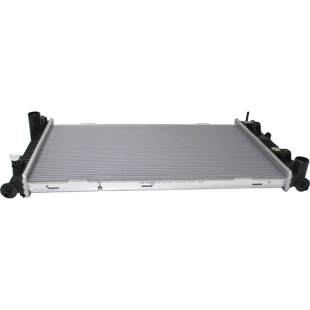 Radiator for Infiniti M45, M35 (2006–2010)
