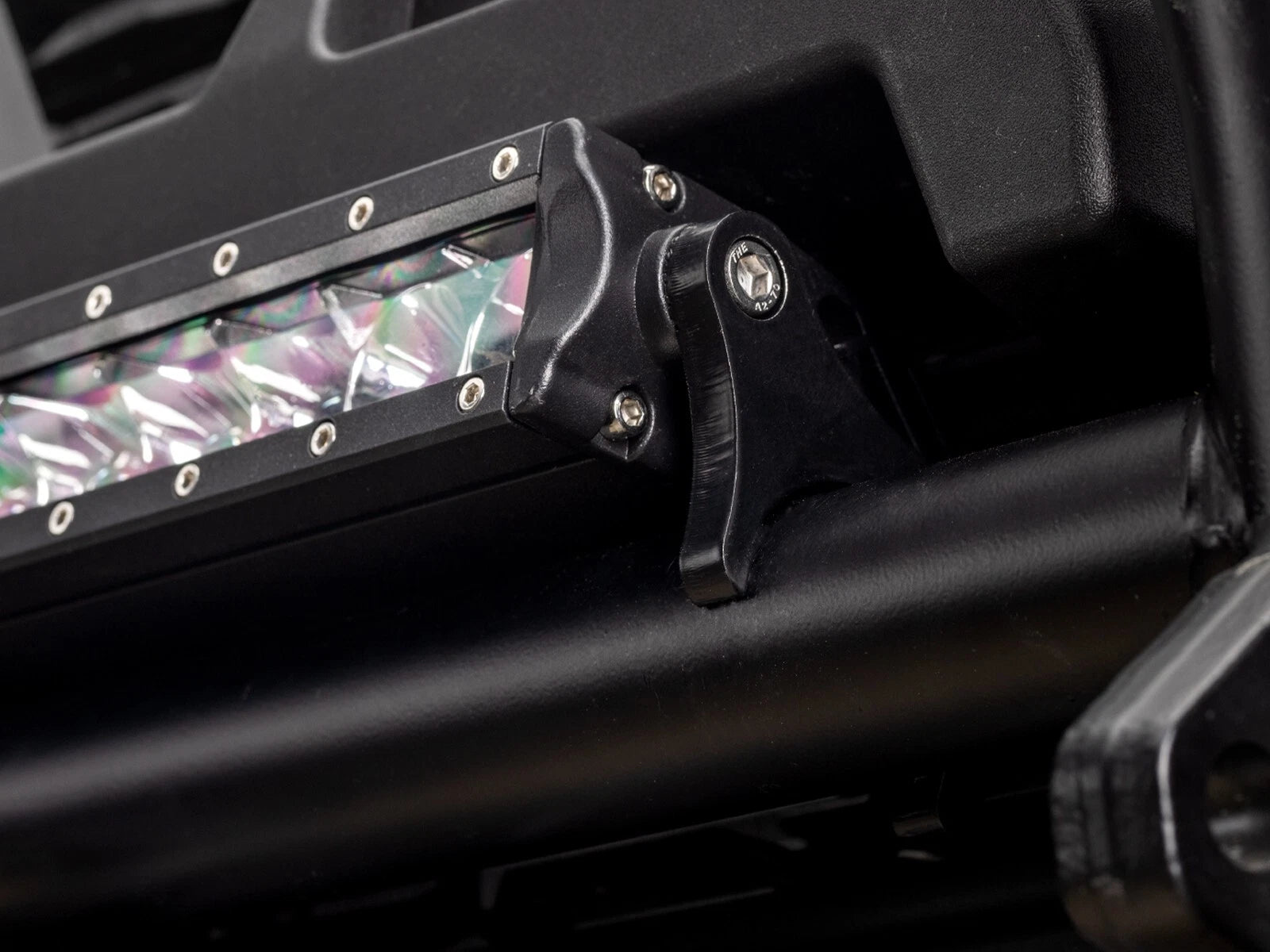 12" Light Bar with Mount for Polaris Expedition (2024+)