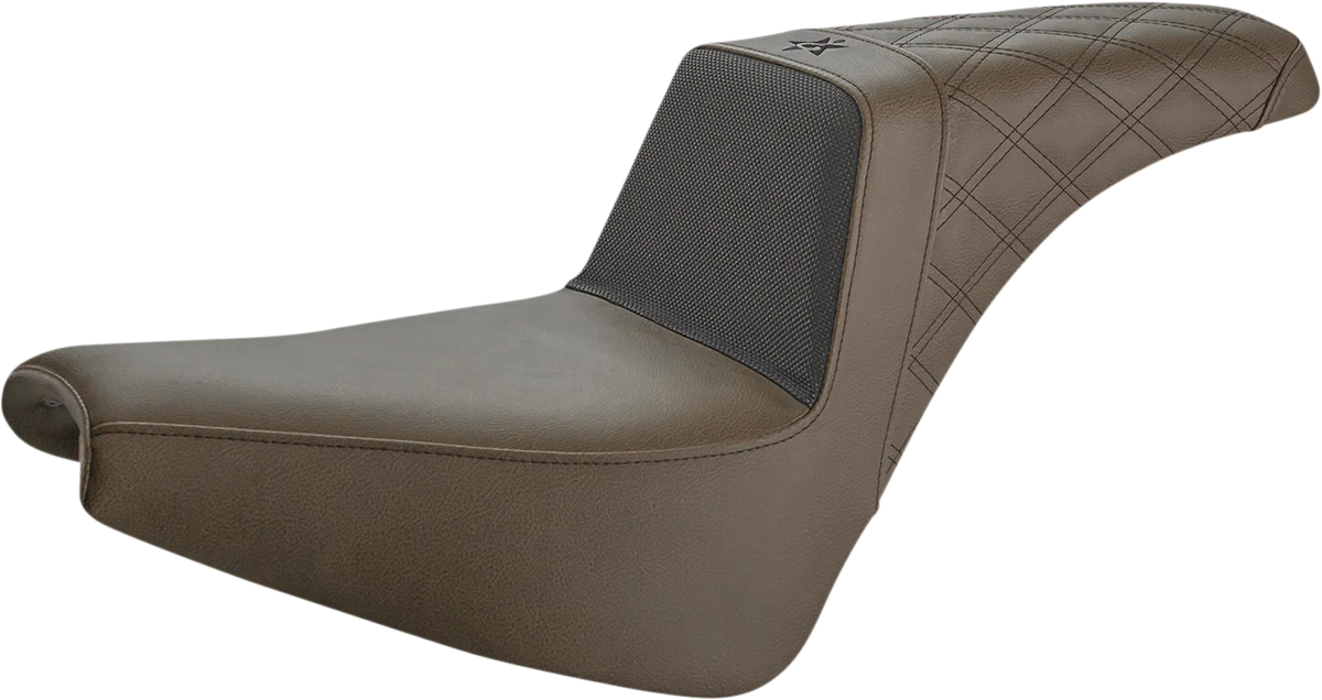 Saddlemen Seat for Unknown Industries (Front Carbon Fiber/Black Gripper)