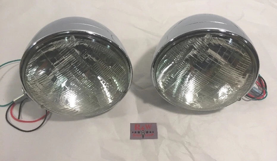 Head Light Buckets with Sealed Beam Bulb for Hot Rods (Chrome) (7 Inch)