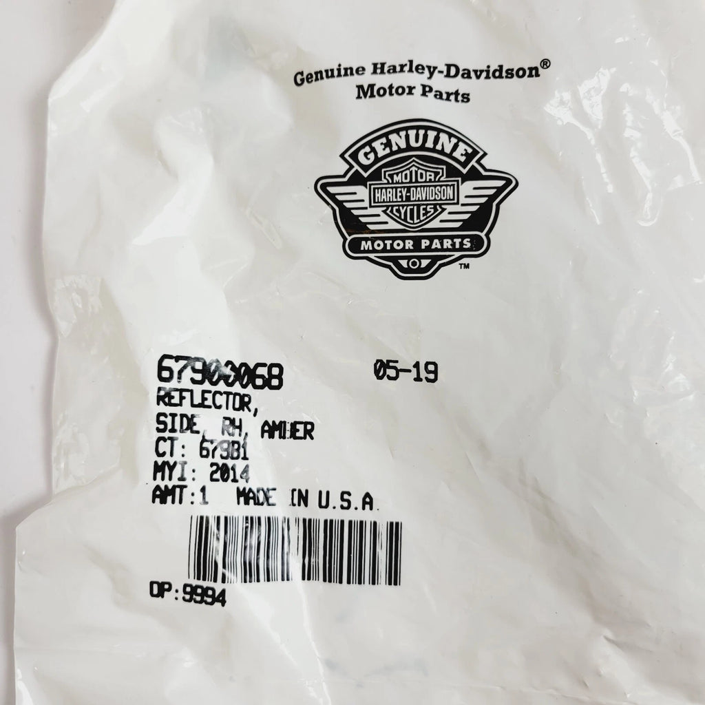 Right Hand Amber Reflector for Harley-Davidson (67900068)