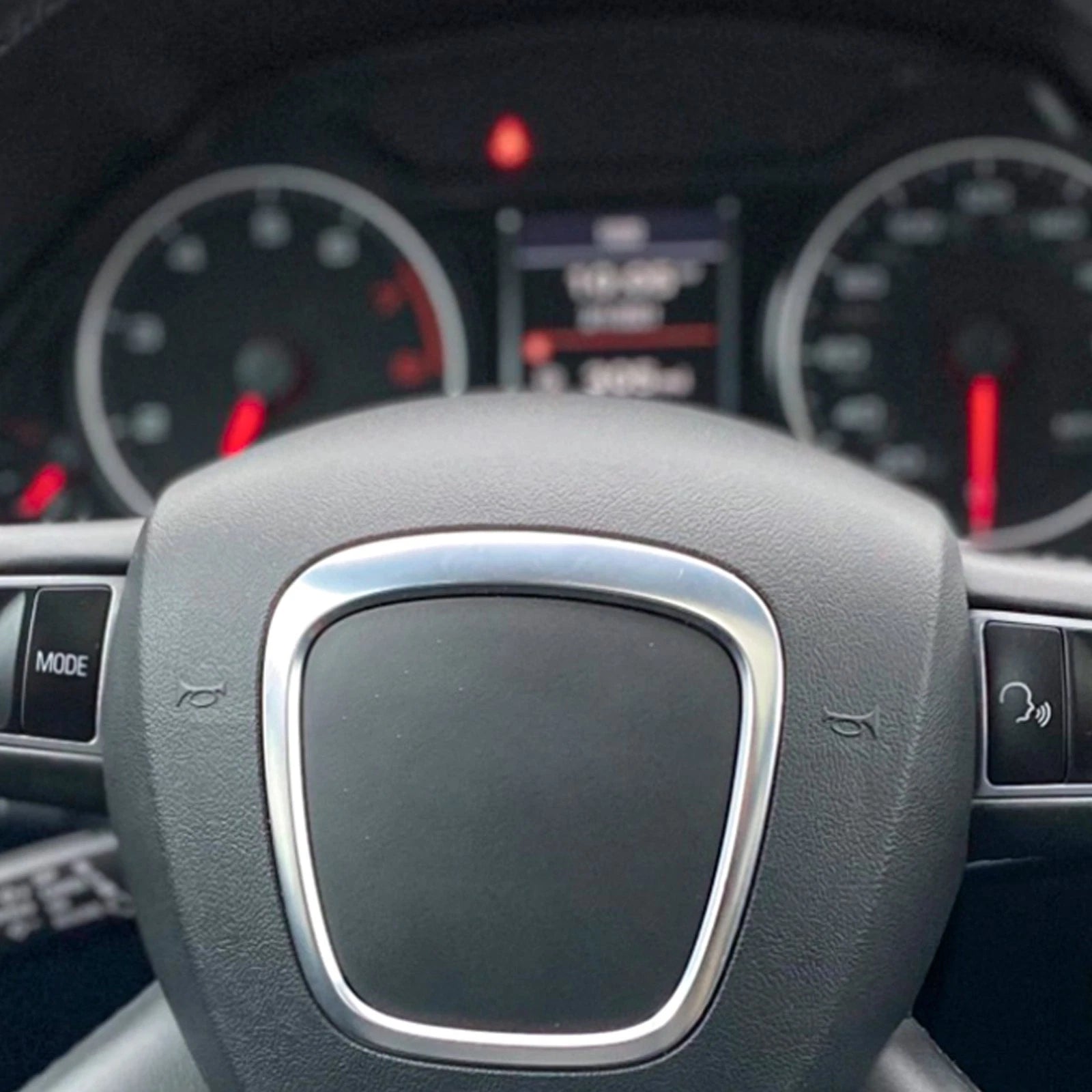 Chrome Steering Center Logo Ring Frame Trim Sticker for Audi A3 A4 A5 A6 Q5 Q7 (2015-2023)