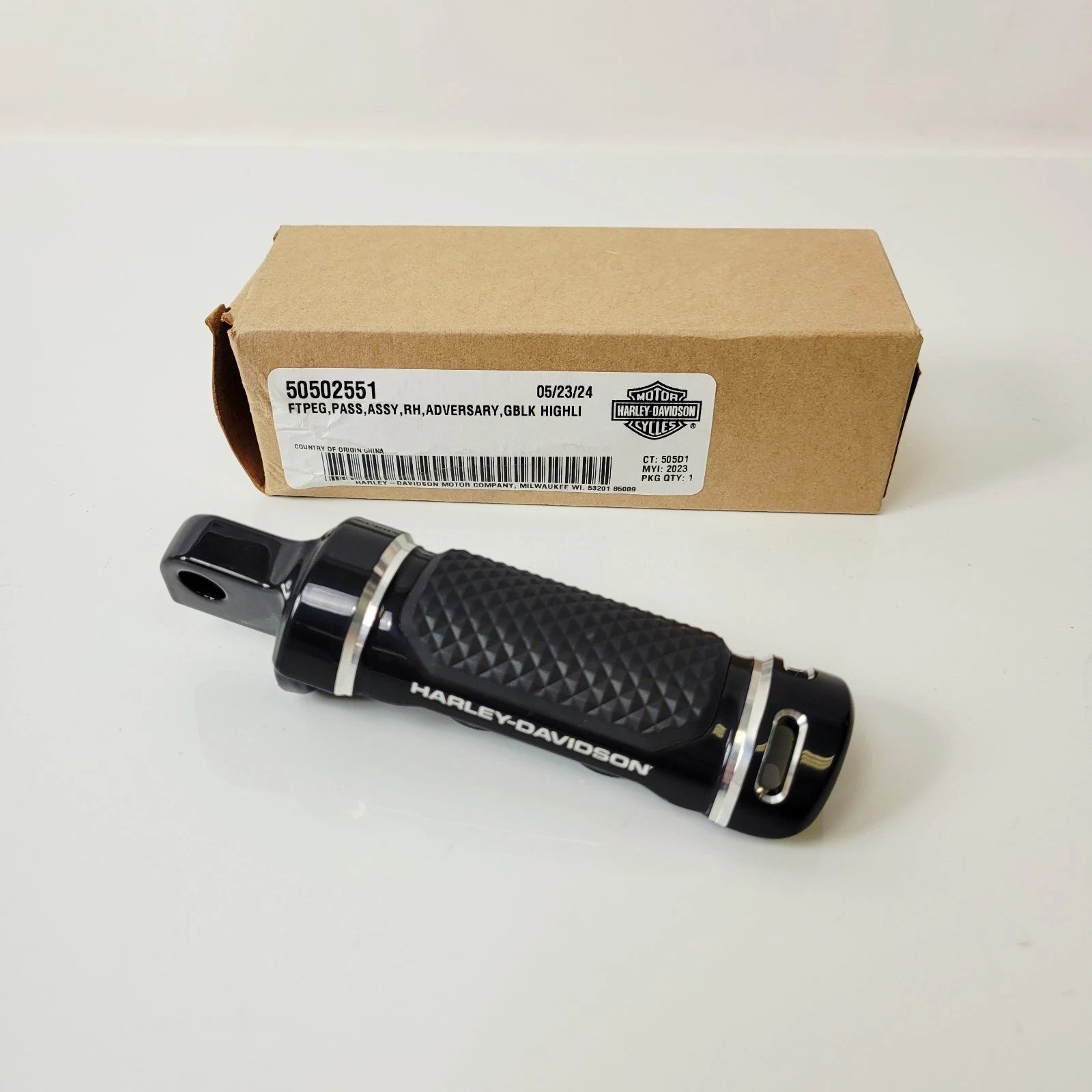 Passenger Footpeg RH for Harley-Davidson CVO (2023–2024) 50502551 Gloss Black