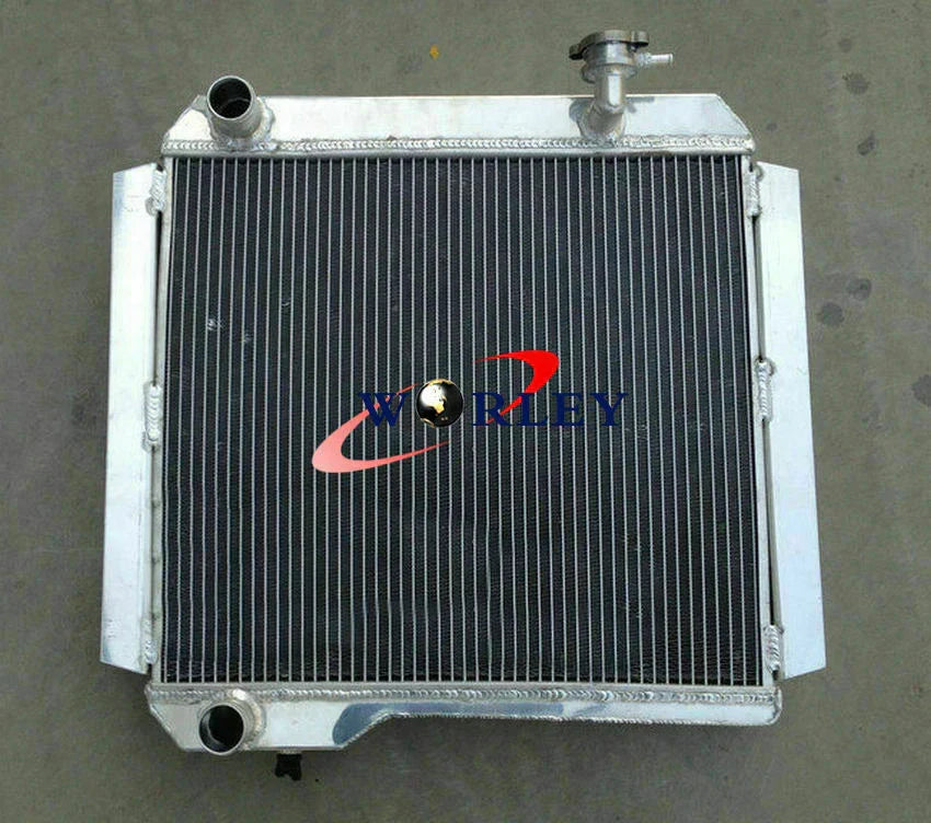 3Row Radiator for Toyota Land Cruiser BJ42 BJ43 BJ44 BJ45 BJ46 (1984-1990)