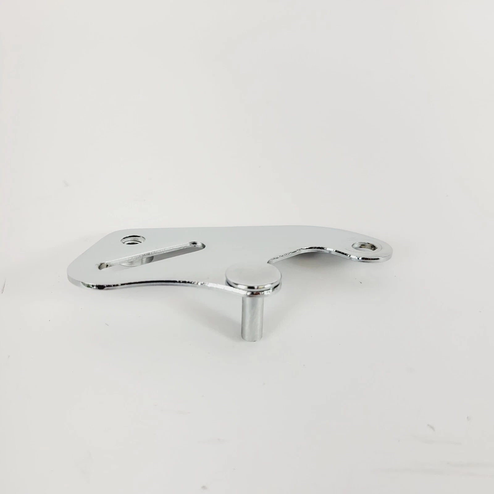 Chrome Seat Strap Left Bracket Buckle for Harley Davidson Road Glide (2014–2023) 52400015