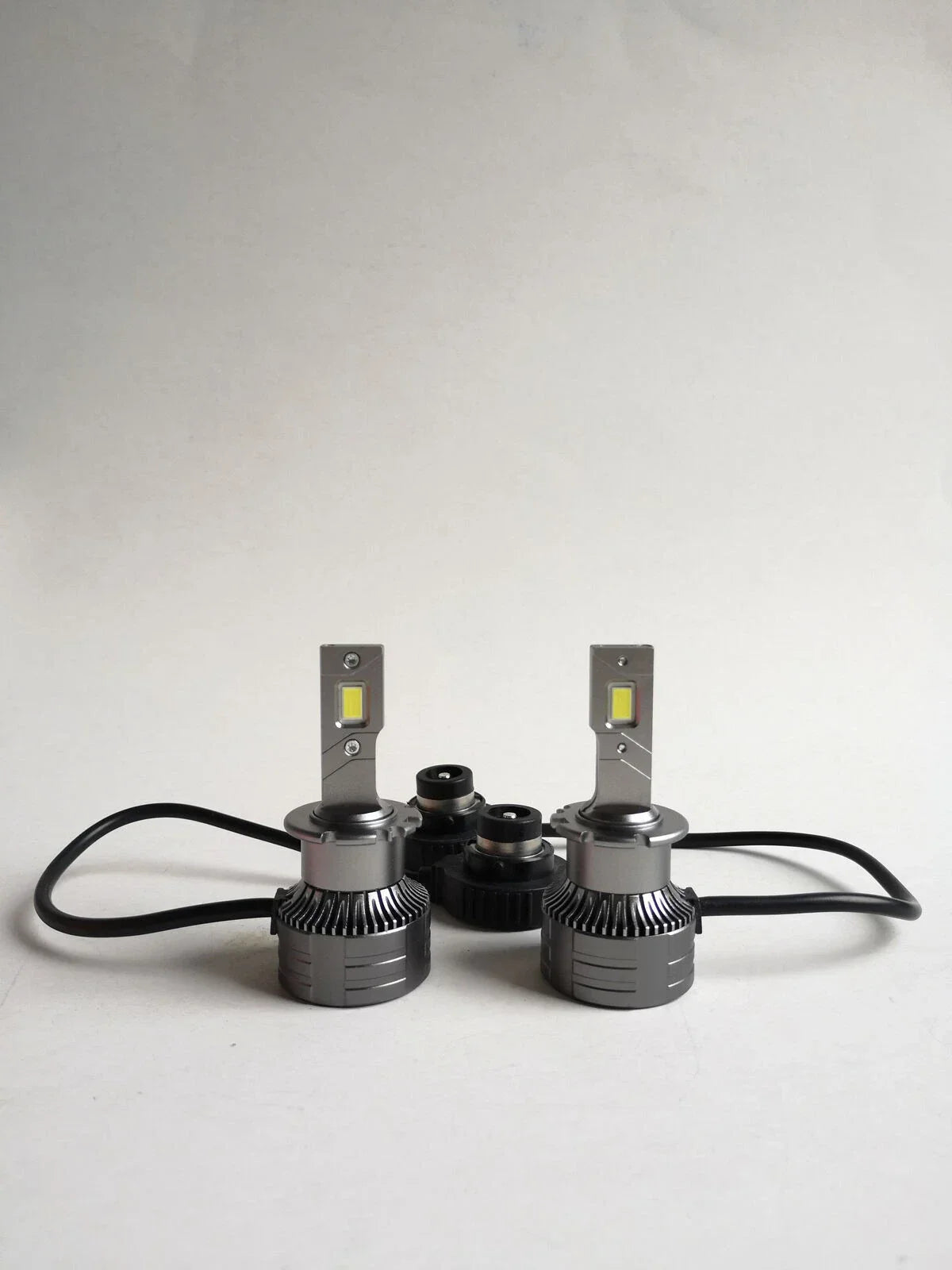 D2R/D2S HID to LED Headlight Bulb Globe 2x for Universal (2006–2023)