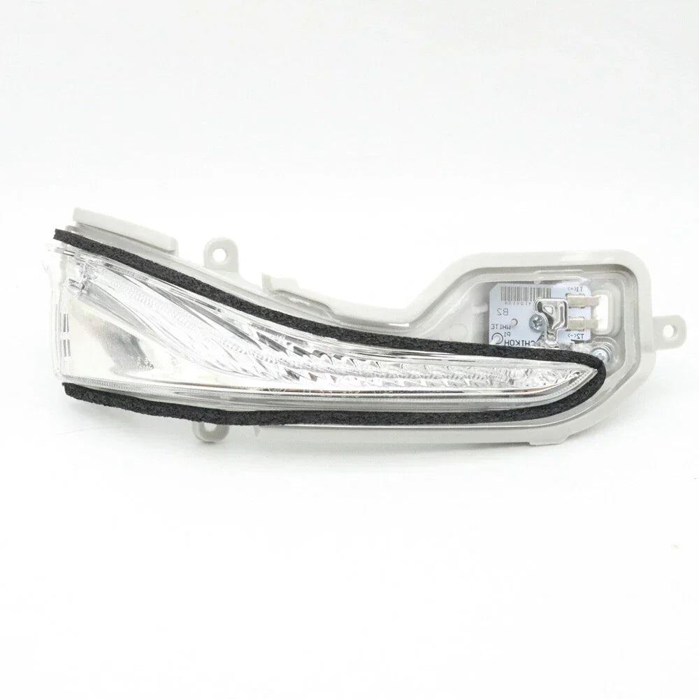 Right Side Mirror Turn Signal Lamp for Infiniti Q50/Q70/Q60/QX30 (2014–2019)